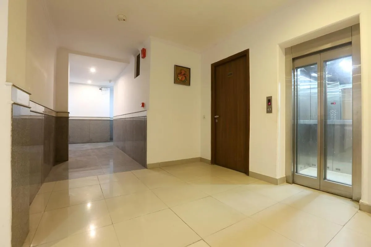 Image 2 of Airport Hotel Chanakya