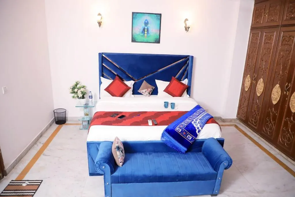 Image of Fortune Home Service Apartment,2Bhk, D-198,SAKET