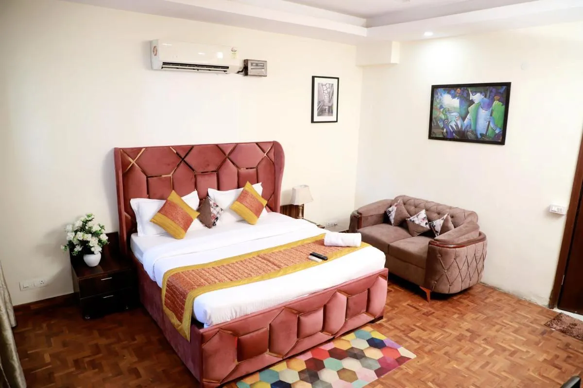 Image 6 of Fortune Home Service Apartment 3Bhk,E-28 Saket 1B