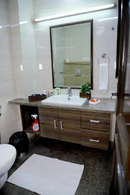 Image 3 of Fortune Home Service Apartment 3Bhk,J-215 Saket