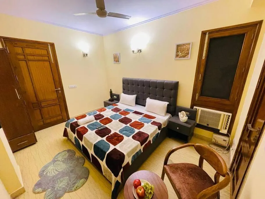 Image 5 of Fortune Home Service Apartment 4Bhk,D-36, Saket