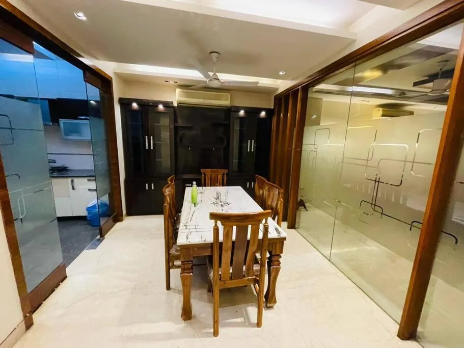 Image 2 of Fortune Home Service Apartment 4Bhk,D-36, Saket