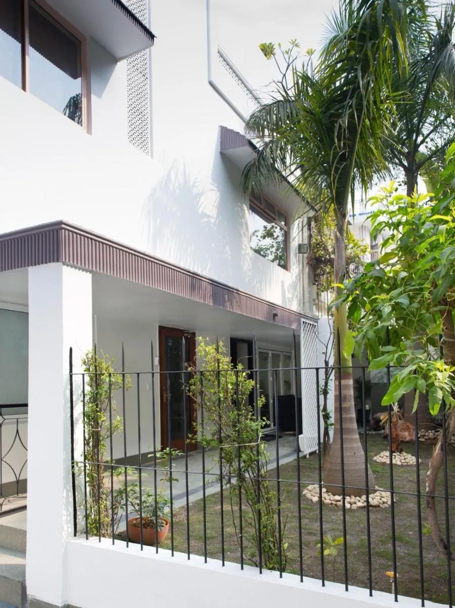 Image 3 of Frangipani Suite