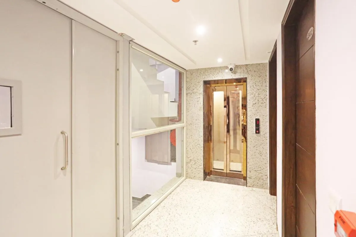 Image 2 of Frankstay By Hotel Mayfair Residency