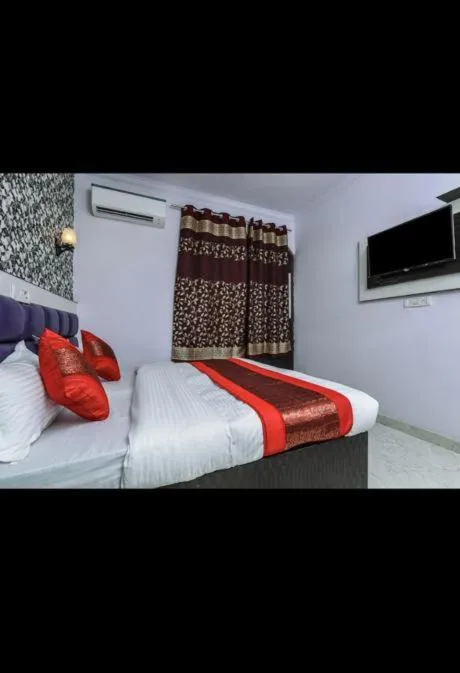 Image 2 of HOTEL AKASH CONTINENTAL