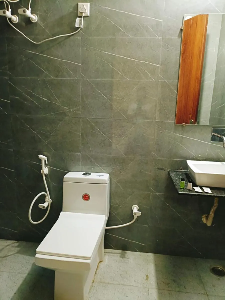 Image 4 of Hotel AMBS Plaza Near IGI Airport Delhi