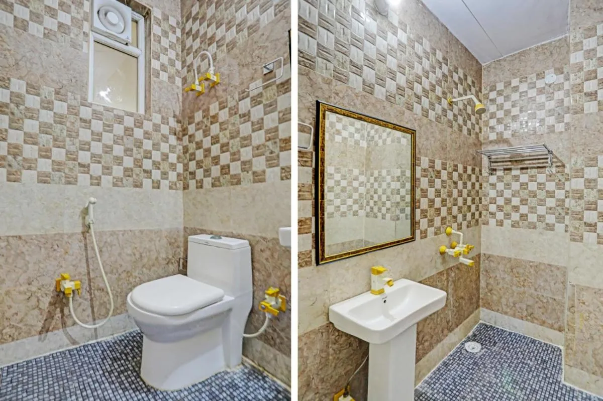 Image 2 of Hotel Grand King