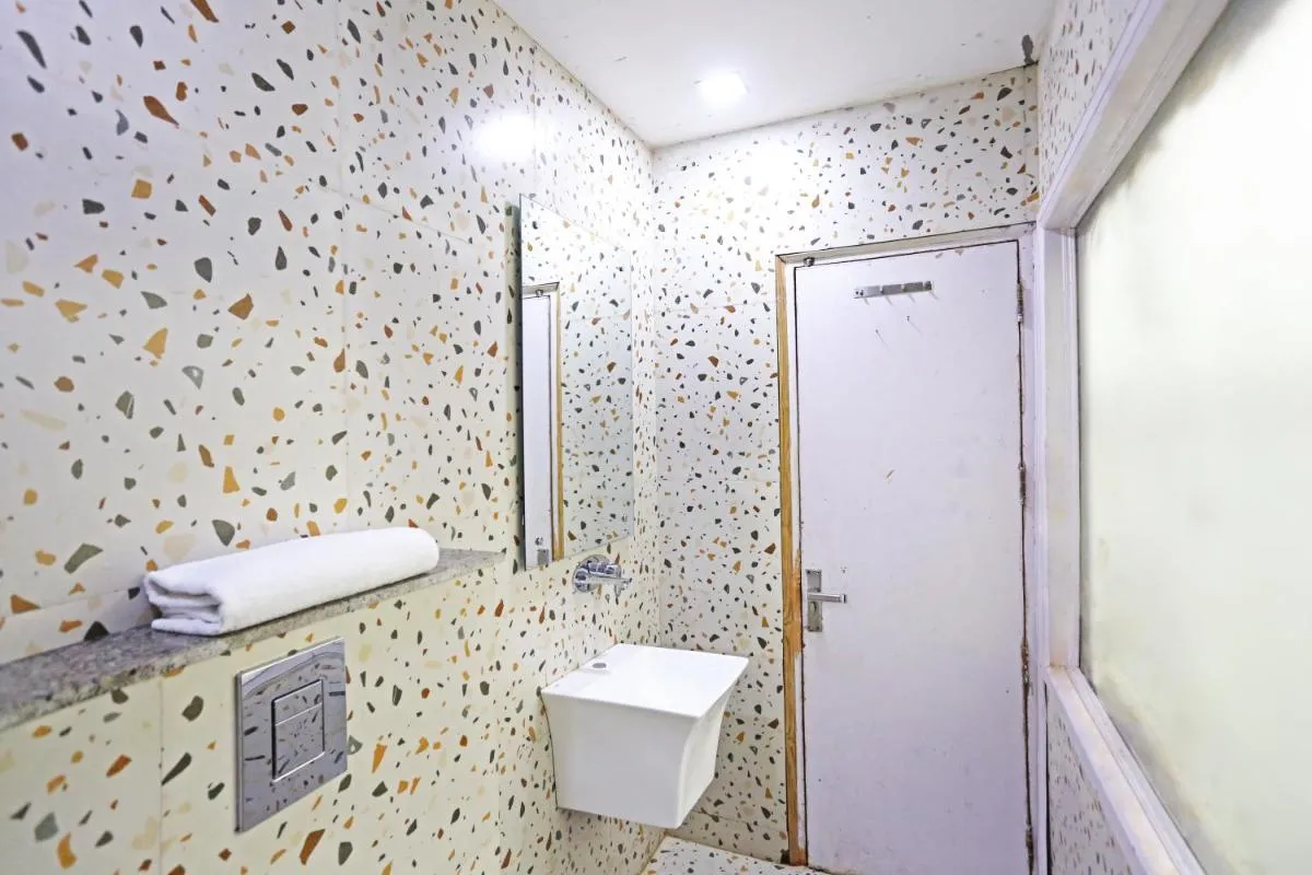 Image 5 of Hotel Preet Palace -5 Mints Walk From Nizamuddin Railway Station