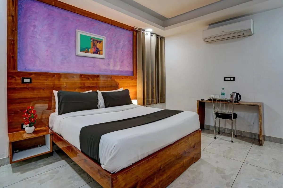 Image 1 of Hotel Tarrk Near IGI Airport