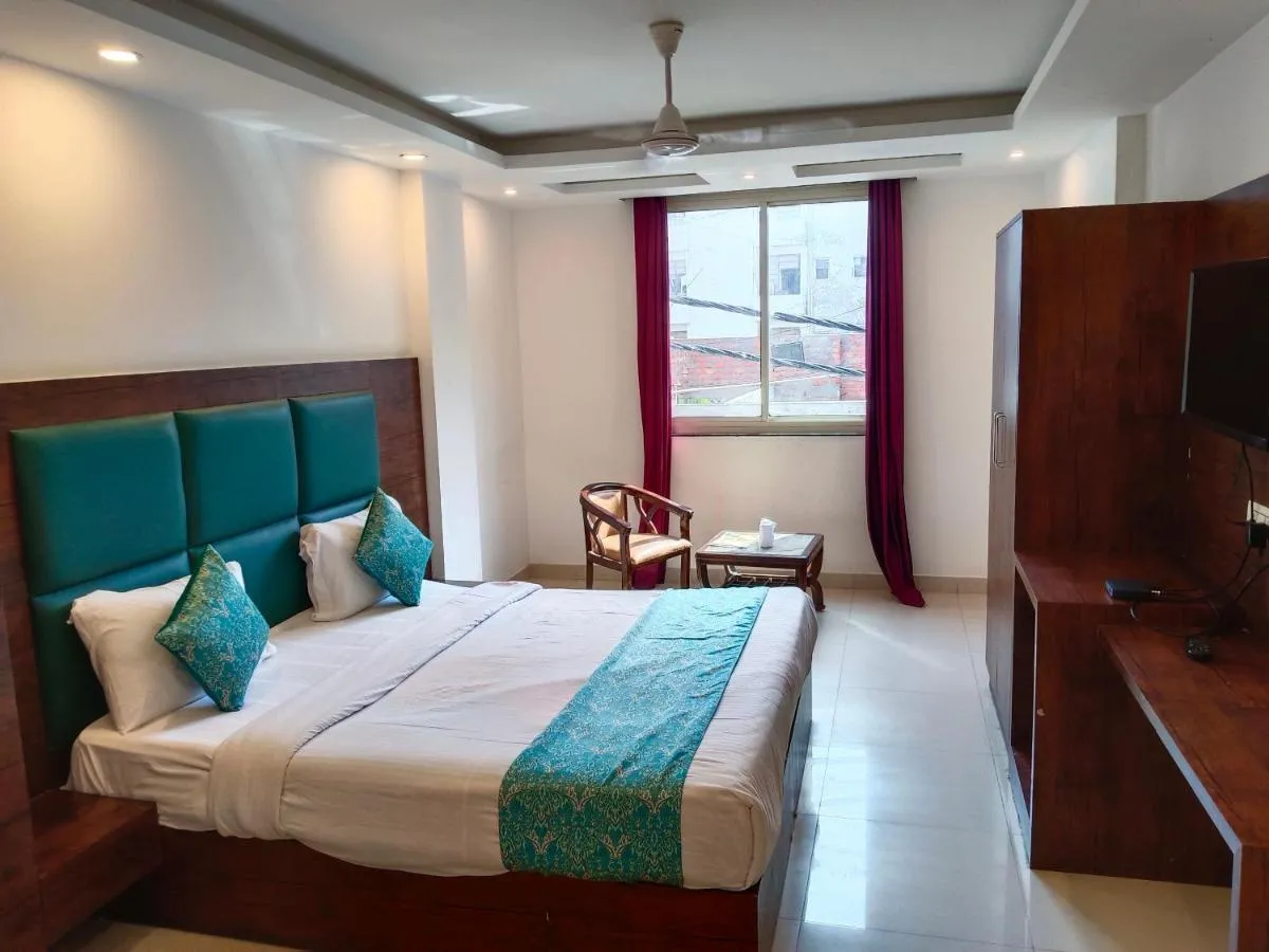 Image 1 of Hotel Tela Suite A Family Hotel Near Delhi Airport
