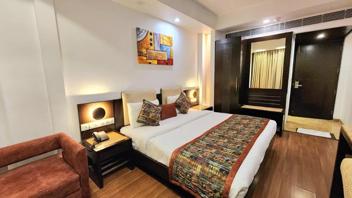 Image 3 of The Prime Balaji Deluxe at New Delhi Railway Station – Free Airport Pickup