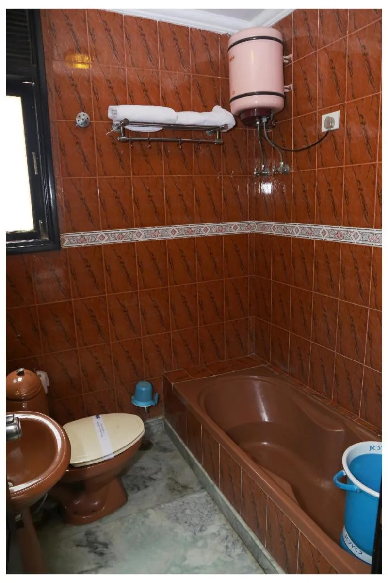 Image 3 of Airport Hotel The R Blues – New Delhi