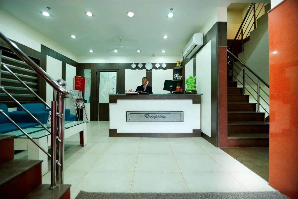Image 6 of Airport RTS HOTEL