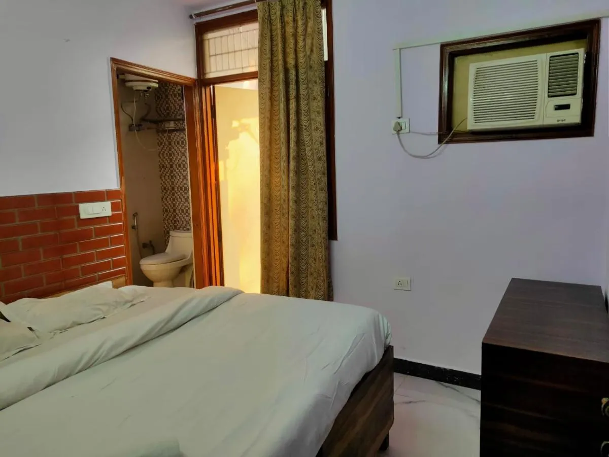 Image 2 of COSY Rooms-BYGF,Near Chanakyapuri Embassies,Delhi