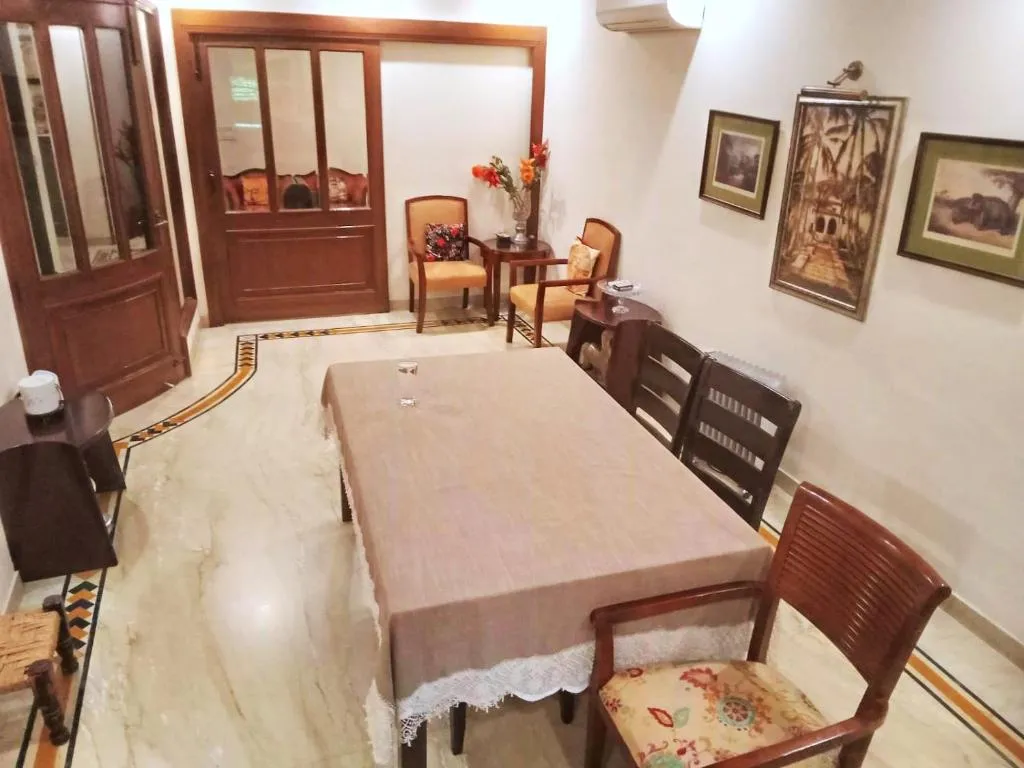Image of Captivating 2-Bed Apartment in New Delhi