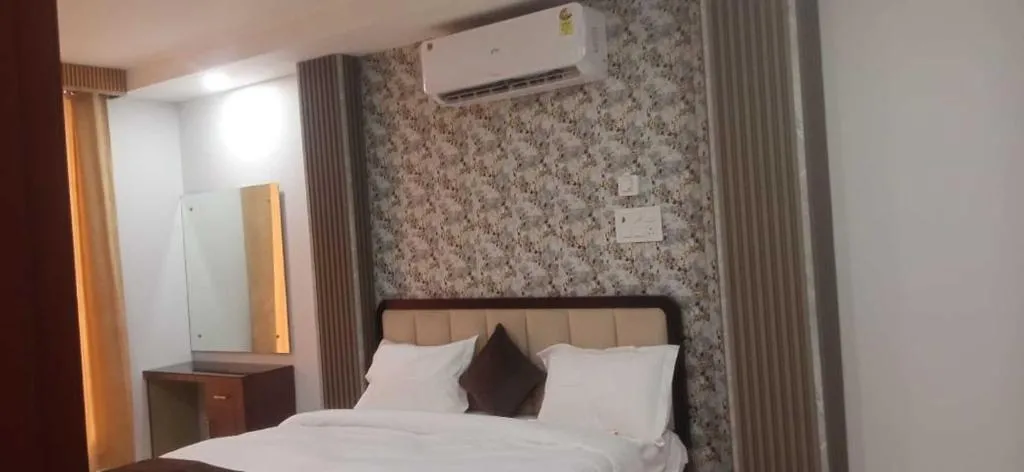 Image of Dreaming In Mannat