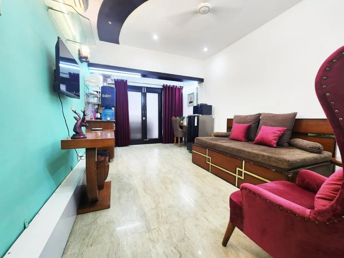 Image 4 of Economical Modern 1BHK Unit Prime Location 6
