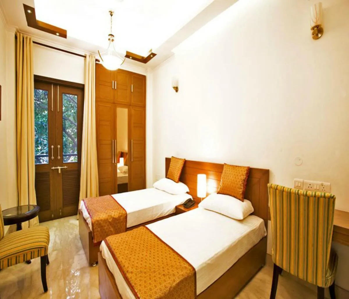 Image 1 of Evergreen Suites