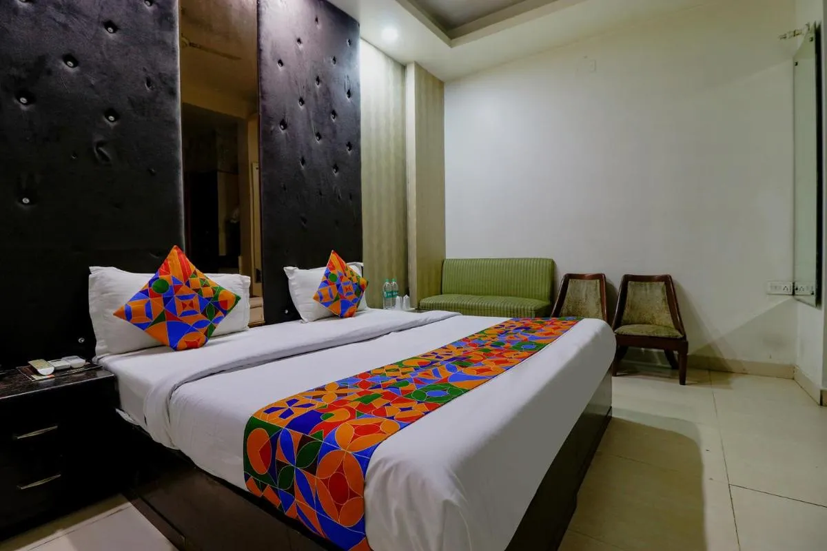 Image 4 of FabExpress Yug Villa Karol Bagh