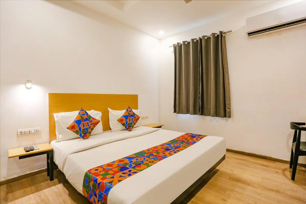 Image 3 of FabHotel Roseman