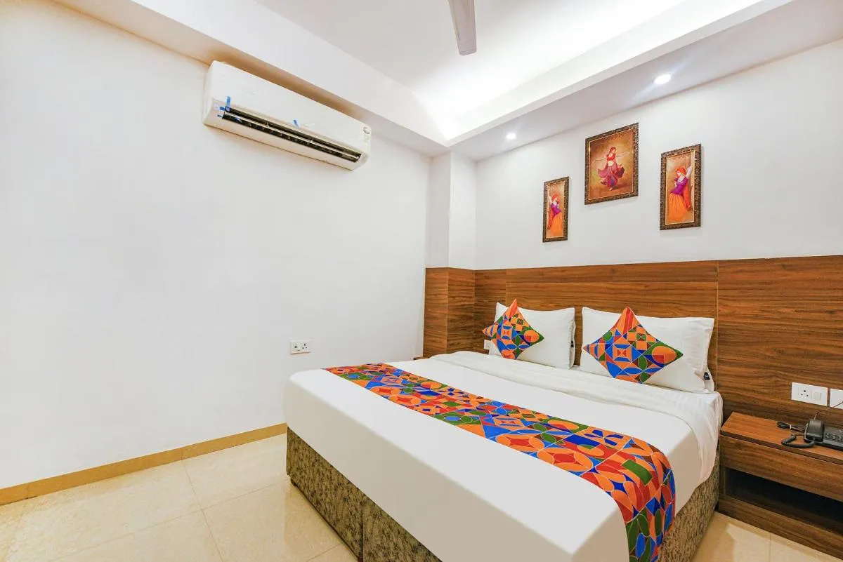Image 1 of Fabhotel Sparkling