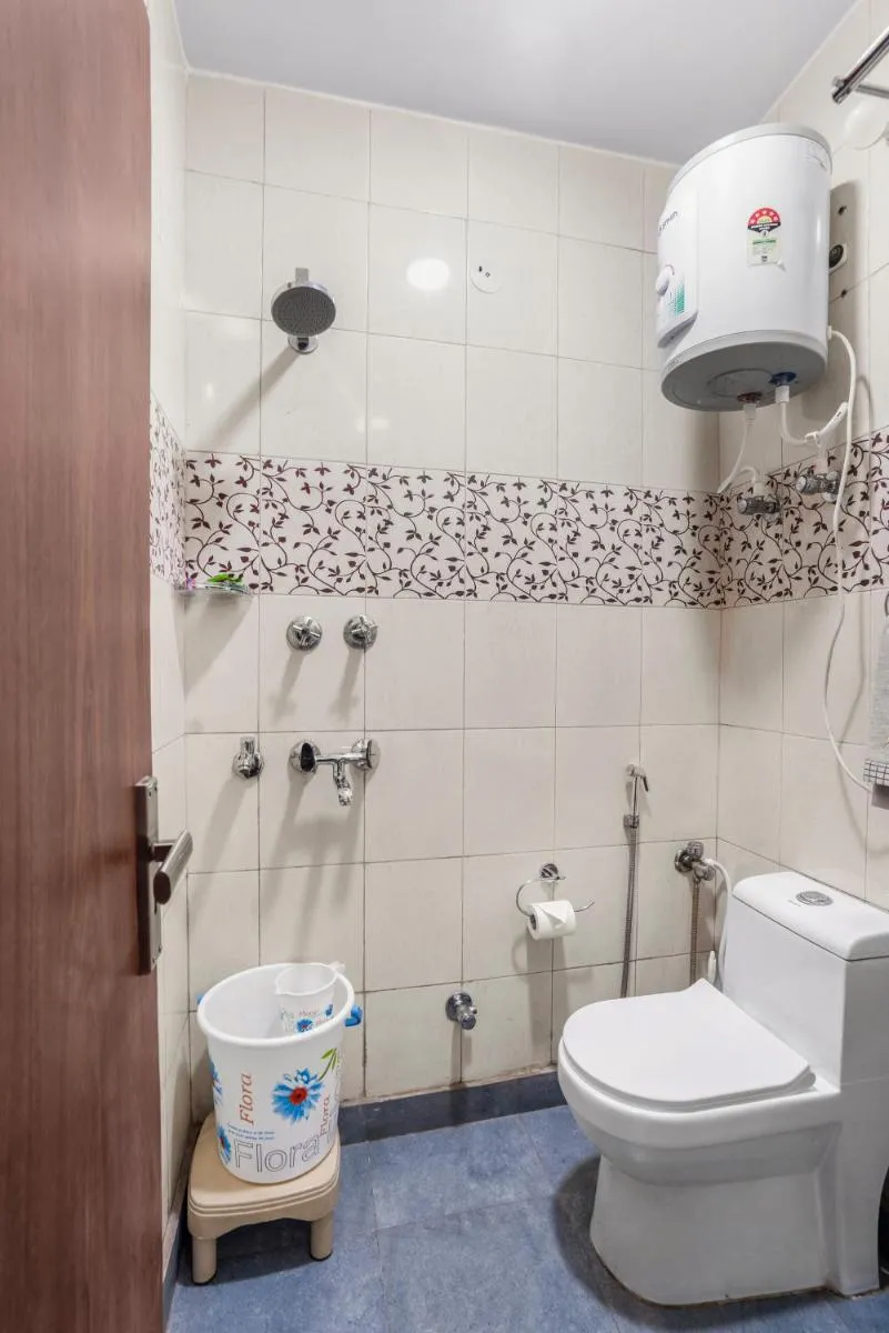 Image 3 of Homlee-Luxurious 2BHK Apt with Kitchen near Metro