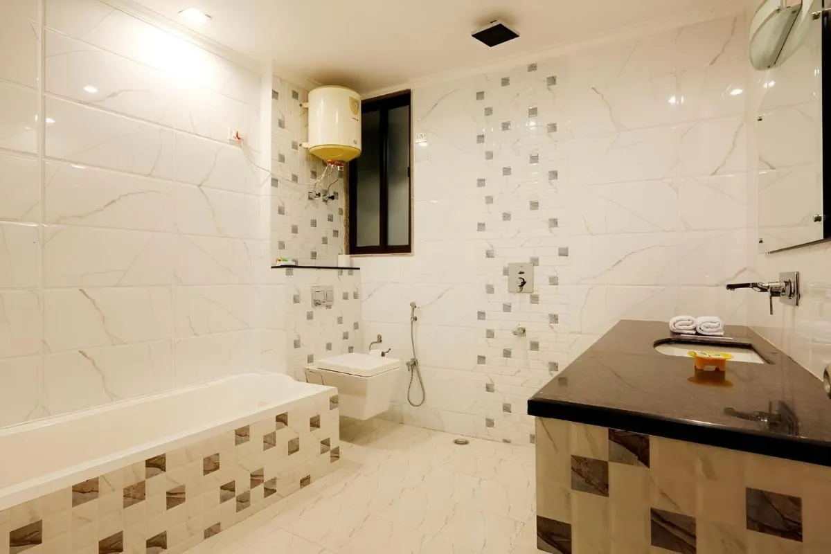 Image 2 of Hotel Anand Lok Inn Mahipalpur, IGI Delhi Airport