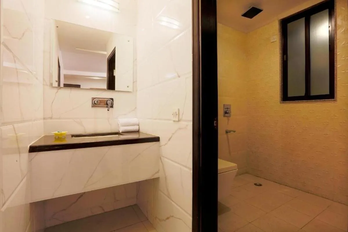 Image 6 of Hotel Anand Lok Inn Mahipalpur, IGI Delhi Airport