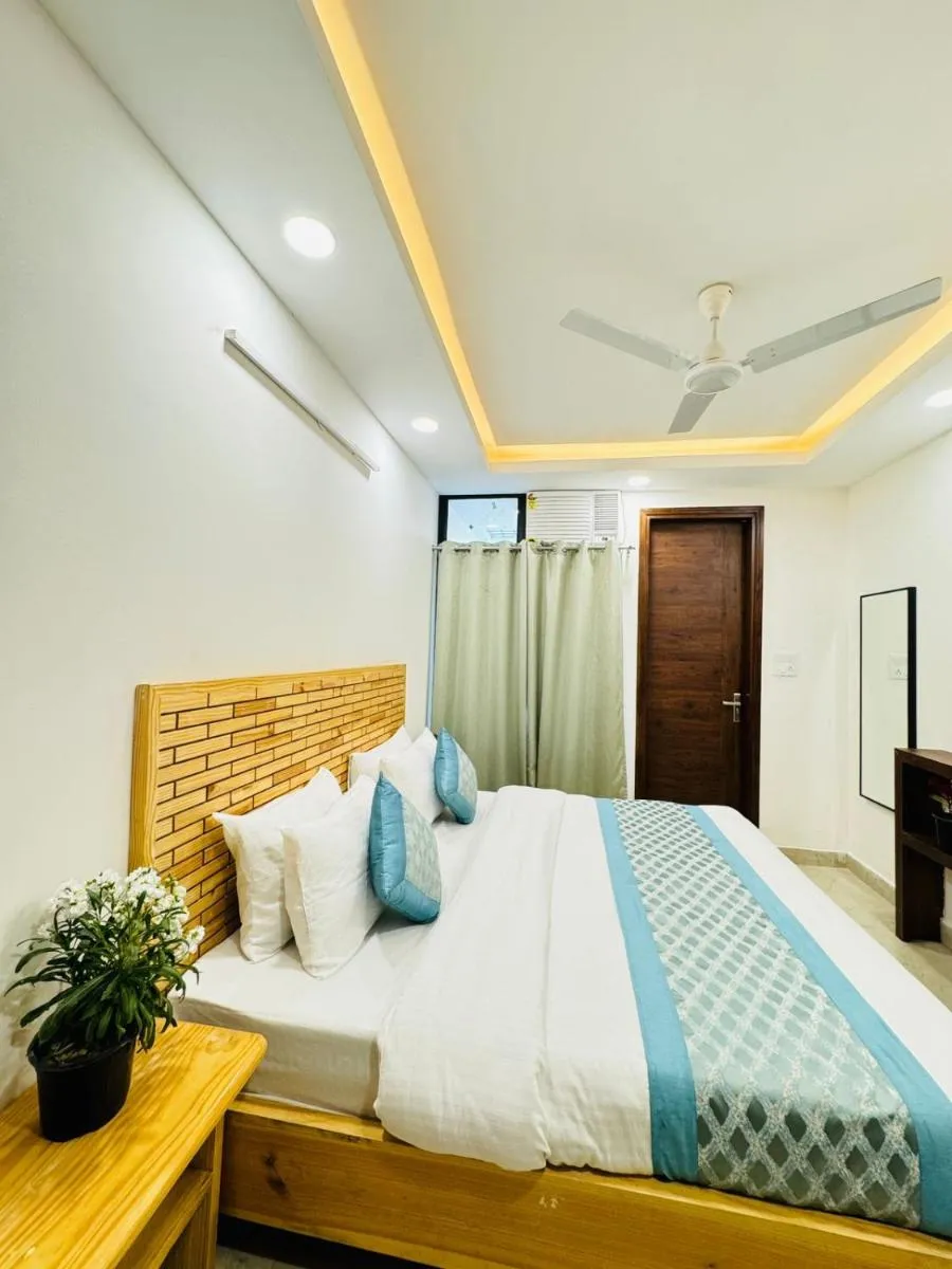 Image 1 of Hotel Ashram View Just 10 Minute Away Form Nizamuddin Railway Station