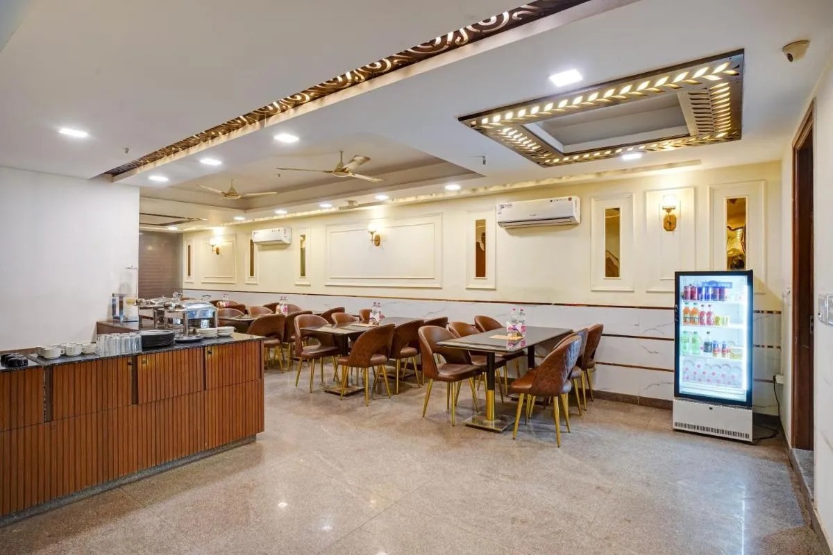 Image 2 of Hotel Chanakya Inn