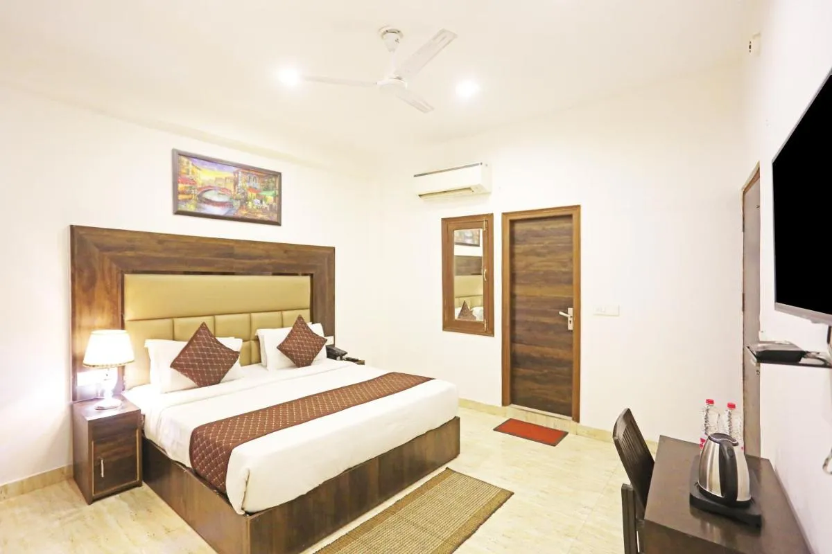 Image 1 of Hotel De Kiara Near The Airport of Delhi