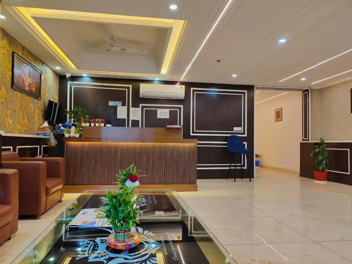 Image 4 of Hotel Decent Palace Near Delhi Airport