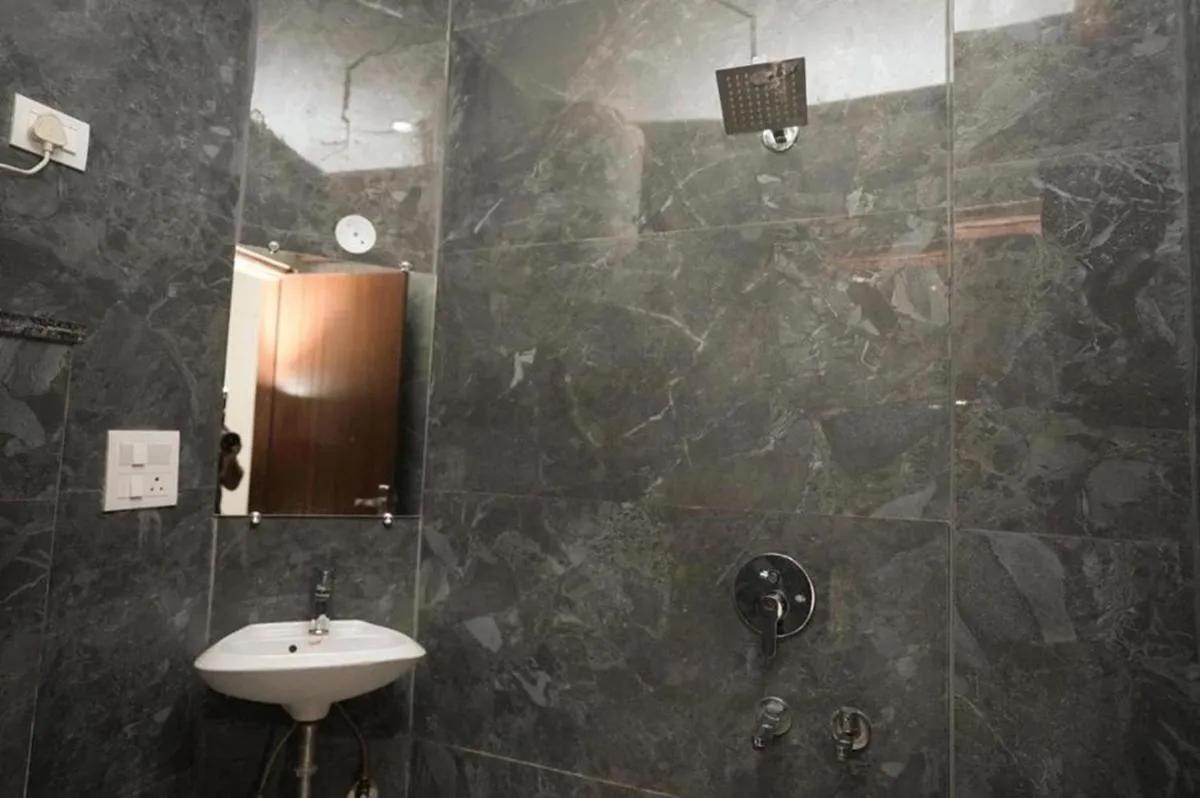 Image 2 of Hotel Diamond Stay 10 Mints Walking From Nizamuddin Railway Station