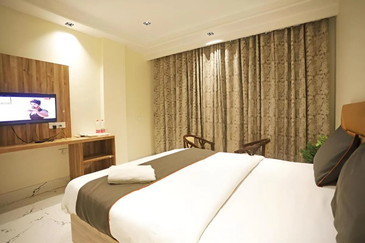 Image 2 of Hotel GL House Inn Near Delhi Airport Mahipalpur