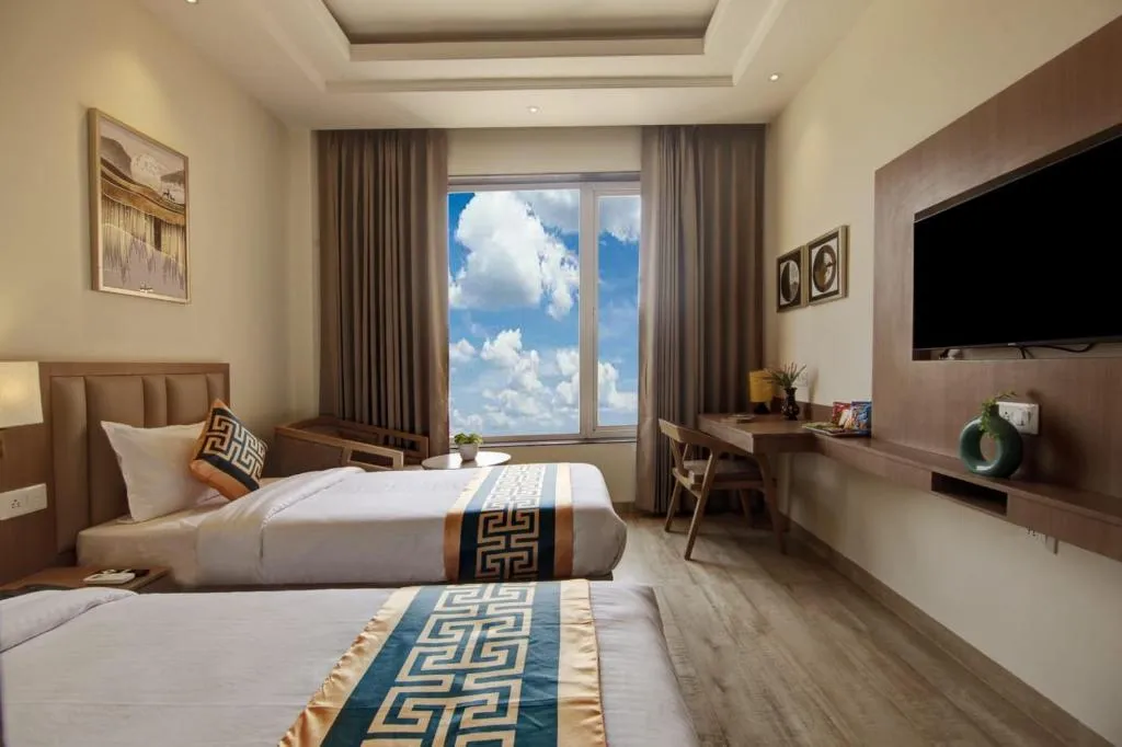 Image of Hotel Grand King Plaza