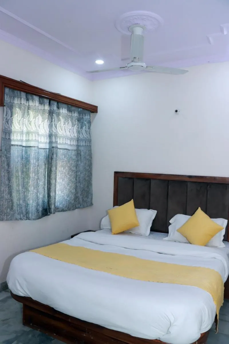 Image 3 of Hotel Gush At New Delhi Railway Station