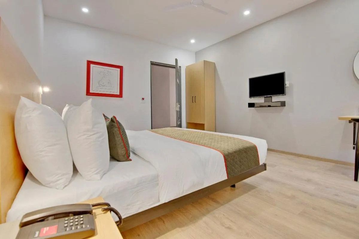 Image 4 of Hotel King Plaza Near Delhi Airport