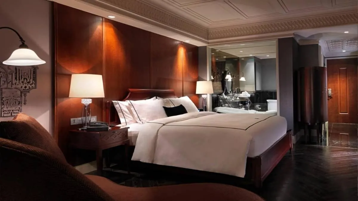 Image 2 of Hotel LA CAGE DILLI Near Delhi Airport BY GROSS GROUP