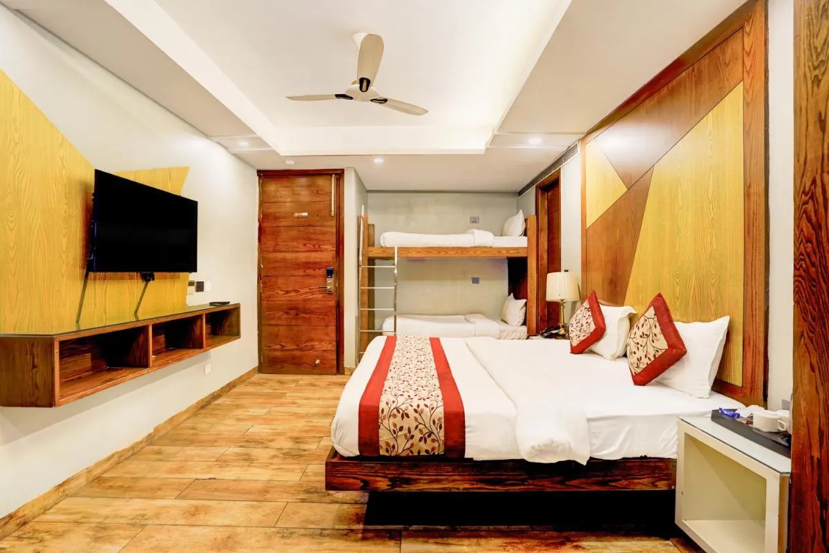 Image 2 of Hotel N Maharani
