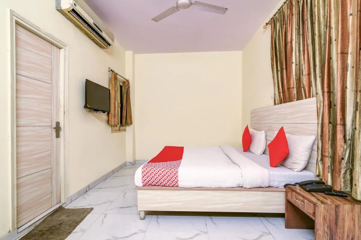 Image 1 of Hotel O 74192 Vishwakarma Palace