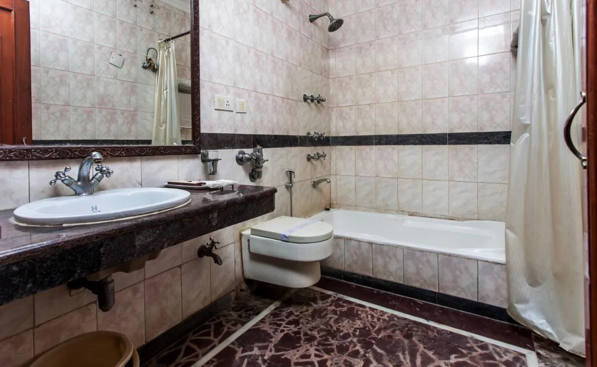 Image 2 of Hotel Sunstar Residency