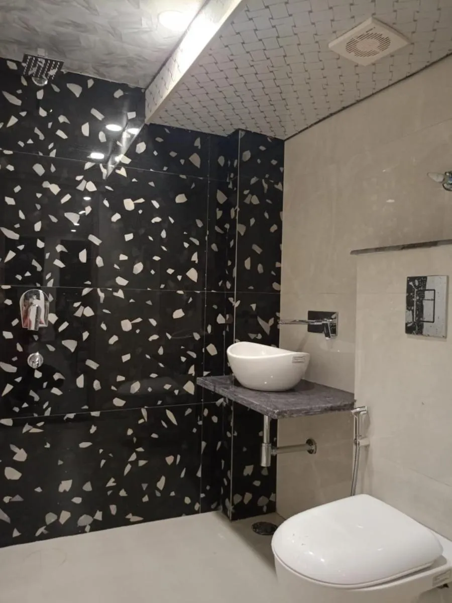 Image 3 of Hotel The C G Villa Just a Minute Away From New Delhi Railway Station and Connaught place