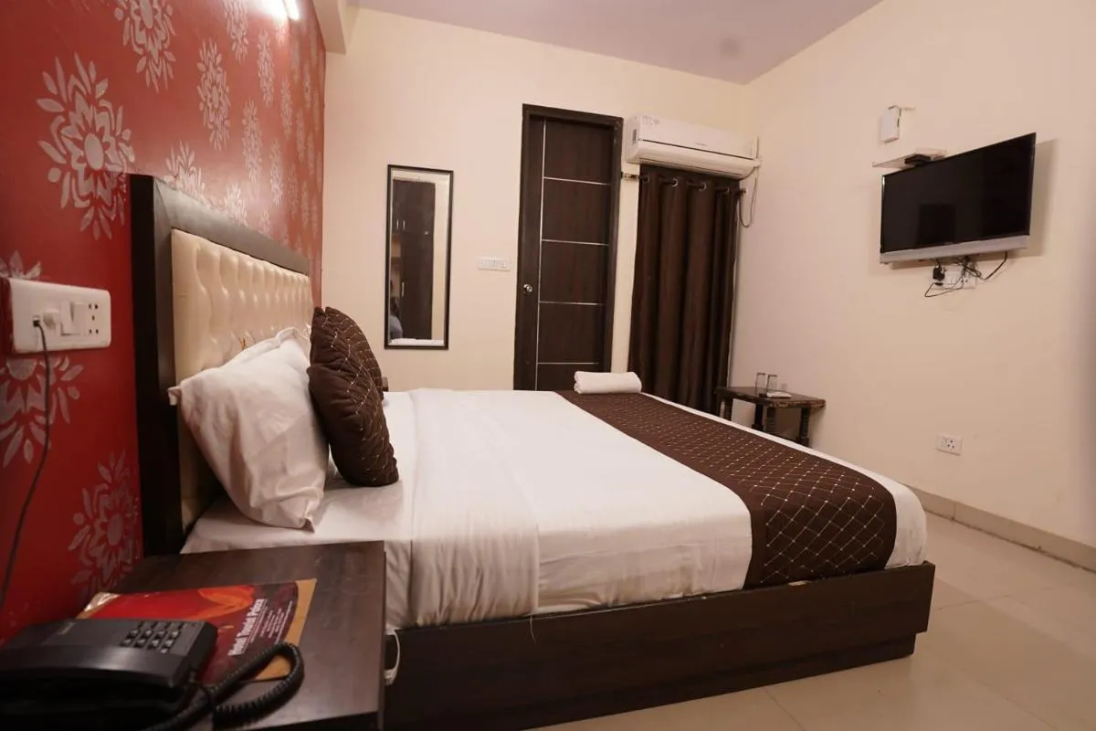 Image 3 of Hotel Tourist Palace
