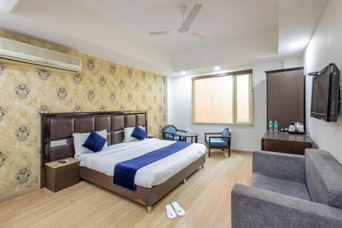 Image 1 of Hotel Vedas Heritage Near BL Kapoor Hospital Karol Bagh