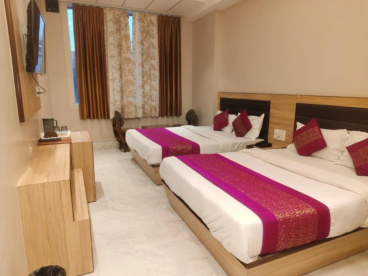 Image 5 of International 66 Hotel