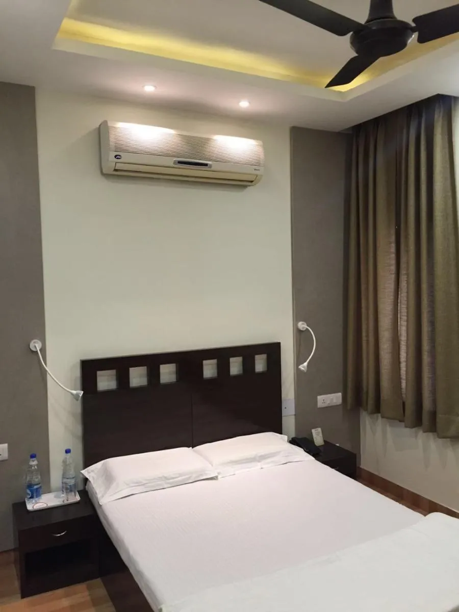 Image 4 of Pamposh Guest House GK II Market