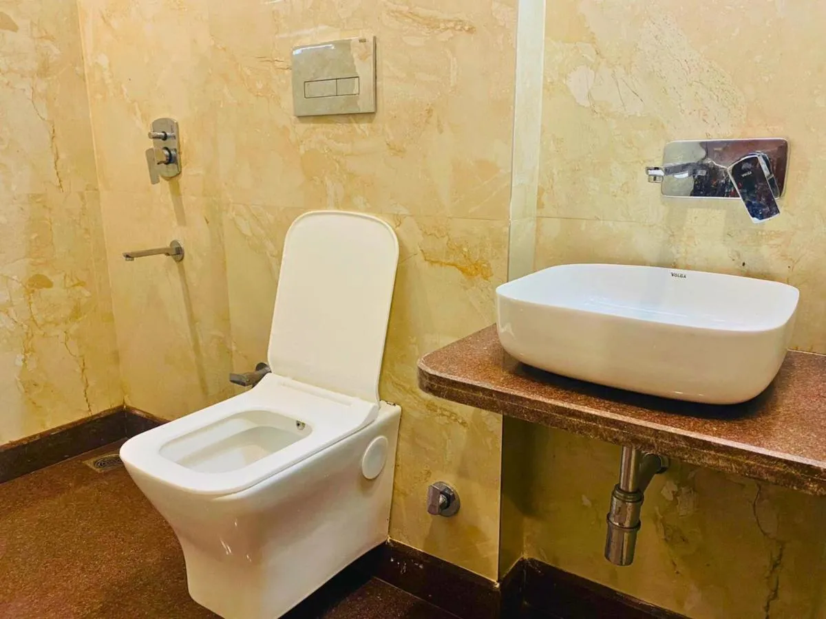Image 1 of Qotel Hotel Pitampura Couple Friendly