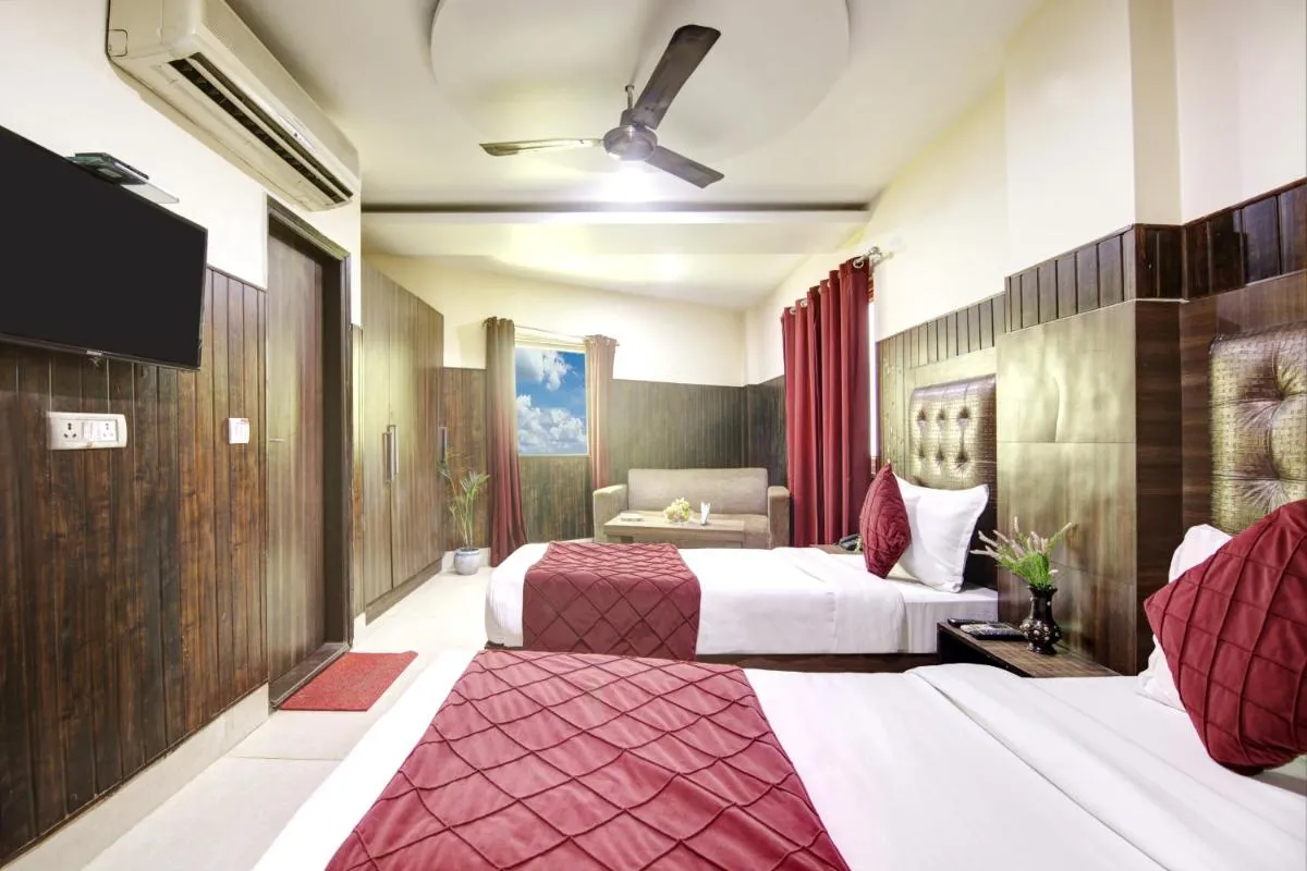 Image 1 of RTS Hotel