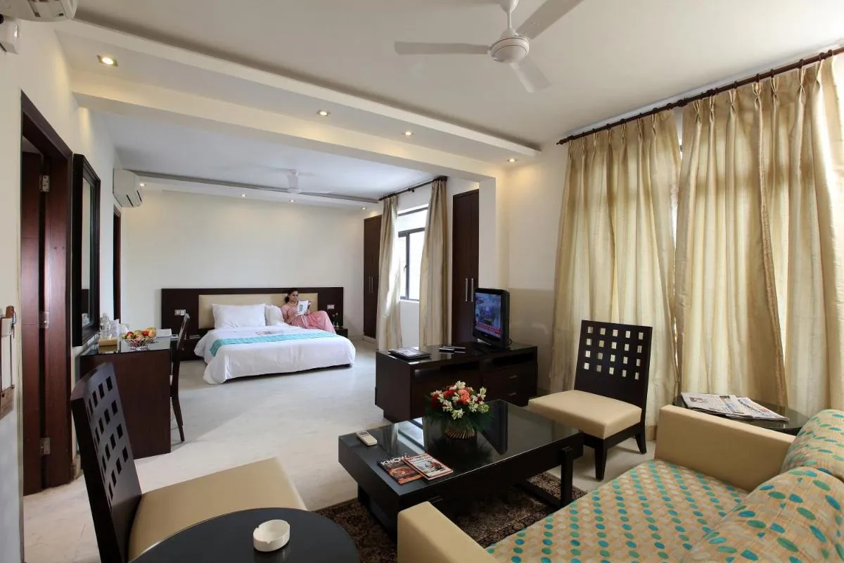 Image 1 of The Legend Inn Delhi