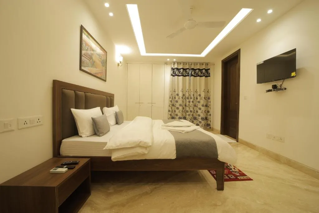 Image of Under My Roof Superio